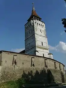 L'Église fortifiée de Rotbav.