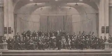 L'orchestre en 1923, dans l'ancienne salle De Doelen.