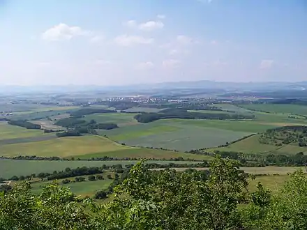 Roudnice nad Labem depuis la colline de Říp.