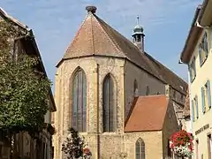 Le chevet, le clocheton et la chapelle Manderscheid.