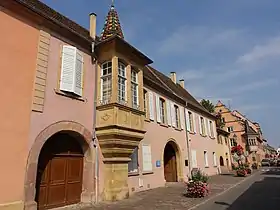 Maison dite « maison Callinet » (XVIe), 17 rue Raymond-Poincaré.