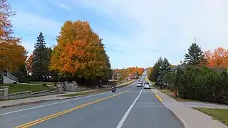 La route 220 à Valcourt en automne.