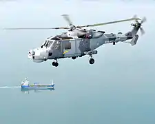 Wildcat HMA2 survolant la Manche