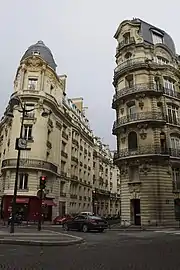 Immeubles rue Benjamin-Godard et rue Spontini.