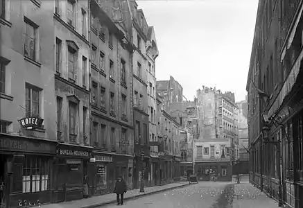 La rue en 1913.