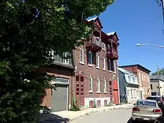 Rue Chénier, près du parc Durocher