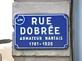 Rue Dobrée, nouveau panneau