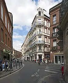 Carrefour des rues Gambetta, des Gestes et Sainte-Ursule.