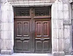 Entrée de l'ancien hôtel de Bournelenc