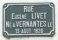 Plaque de rue à Vernantes en Maine-et-Loire, lieu de naissance d'Eugène Livet