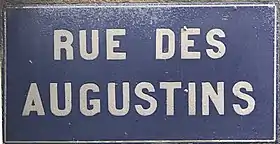 Voir la plaque.