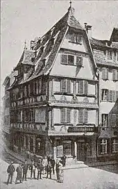 Angle de la rue des Pucelles et de la rue du Parchemin en 1894.
