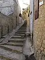 Rue du Pont : escaliers inspirés des chemins âniers.