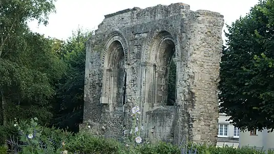 Ruines de l'abbaye Notre-Dame de Soissons.