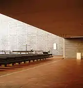 l'église de Tapiola, Espoo (1965, Aarno Ruusuvuori).