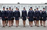 Femmes soldats des forces armées russes aéroportées dans leur uniforme de parade.
