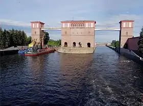 Vue côté réservoir des 2 bassins.