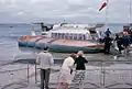 SR.N6 embarquant ses passagers sur l'estacade de Ryde (Ile de Wight, Aout 1965)