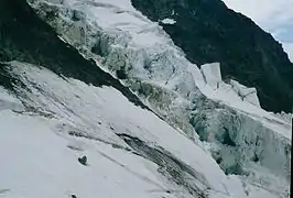 Sérac dans le massif du Mont-Blanc