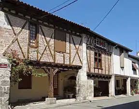 Maisons de la rue des Cornières