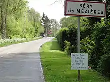 Entrée de Séry-lès-Mézières.