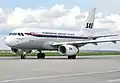 Livrée retro sur un A319.