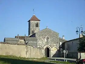Image illustrative de l’article Église Saint-Brice de Saint-Bris-des-Bois