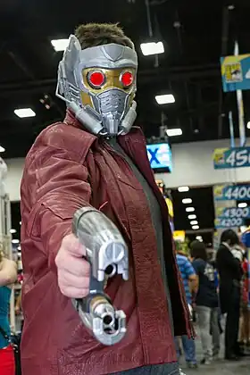 Cosplay de Star-Lord, tel qu'il apparait dans les films de la saga Les Gardiens de la Galaxie.