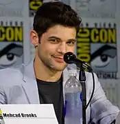 Jeremy Jordan interprète Jimmy.