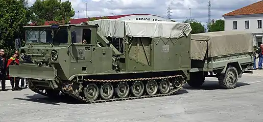 M548 de l'armée espagnole en version véhicule de minage