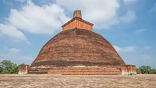 Le Temple Jetavanaramaya - Étape 7