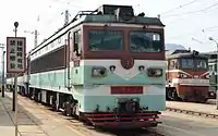 SS3-4506 (série 4000) au dépôt de locomotives de Guiyang.