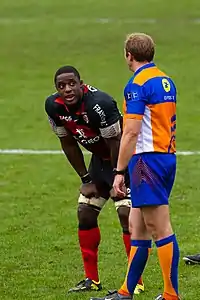 Franck Maciello, en discussion avec Yannick Nyanga, en 2012.