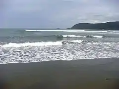 La baie de Baler vue depuis la plage de Sabang.