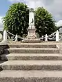 Monument aux morts.