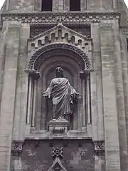 Statue du Sacré-Cœur par Raoul Bonet.