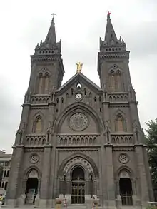Façade de la cathédrale