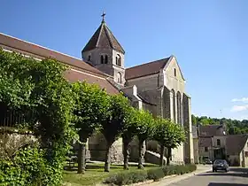 L'église de Sacy.