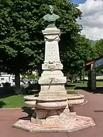 Monument à Alexandre-Joseph Oliva« monument de Oliva Alexandre », notice no IM66002059, base Palissy, ministère français de la Culture