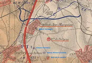 La carte des régions dévastées montre que le village a subi de nombreux dégâts. Le Moulin Deligny est complètement rasé ainsi que le bois de la carrière. En rouge, le canal est également détruit.