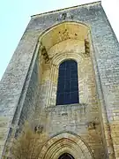 Le clocher-donjon