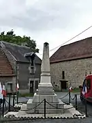 Le monument aux morts.