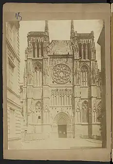 Photographie du portail sud de la cathédrale Saint-André issue des collections de la Société archéologique de Bordeaux.