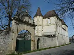 Le château de Saint-Aubin.