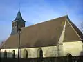 L'église Saint-Aubin depuis le sud-est.