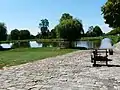 Canal de Lalinde (bassin de stationnement, y compris sa cale pavée)