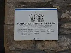 Saint-Chef - Plaque de la maison des seigneurs de By