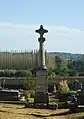 La croix monumentale du cimetière de Champaissant.