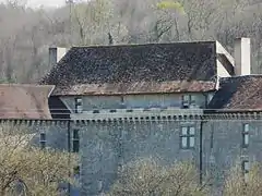 La partie supérieure du logis.