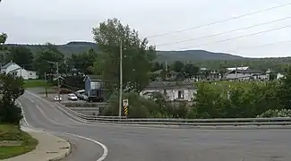 Pont sur la rivière Trois-Saumons à Saint-Damase.